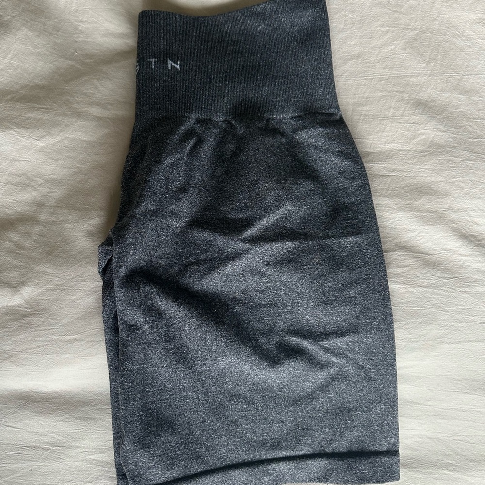 NVGTN biker shorts
